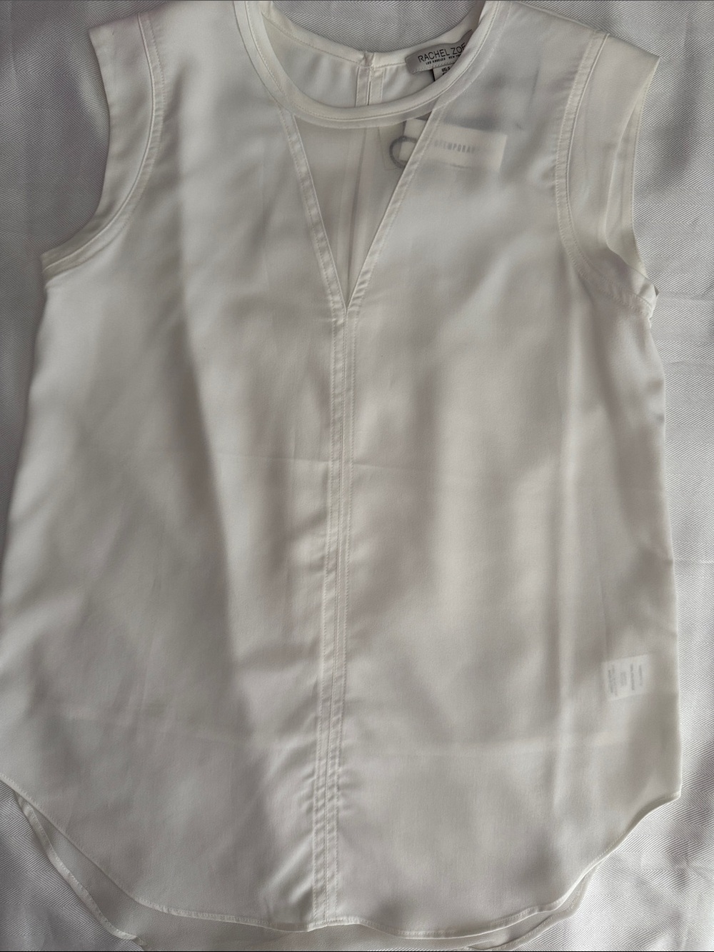RACHEL Rachel Roy Men's Cream V-Neck Sleeveless Blouse
